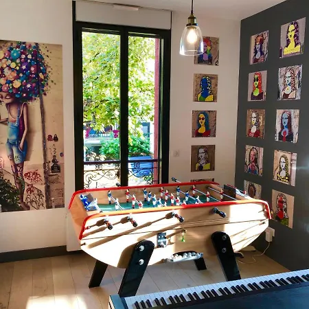 Pensión Parisiata Puteaux